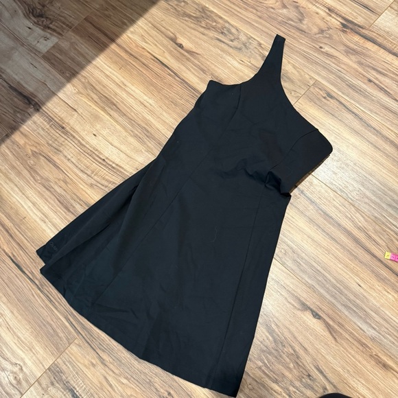 Outdoor Voices One Shoulder Exercise Athletic Dress - Picture 4 of 7